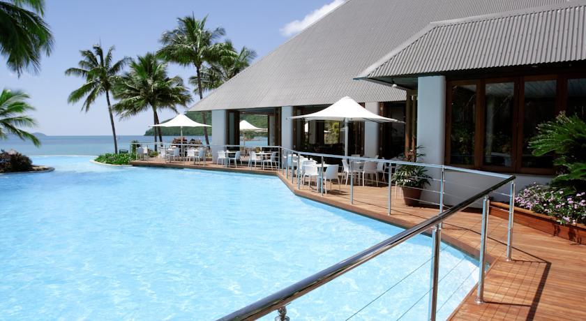 Reef View Hotel Hamilton Island Bagian luar foto